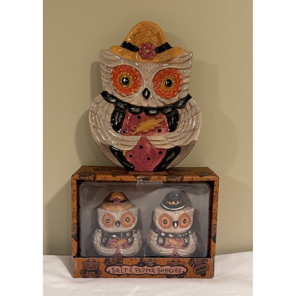 Johanna Parker Owl 2026 Set -, S&P Shakers, spoon rest - Pilgrim Owls